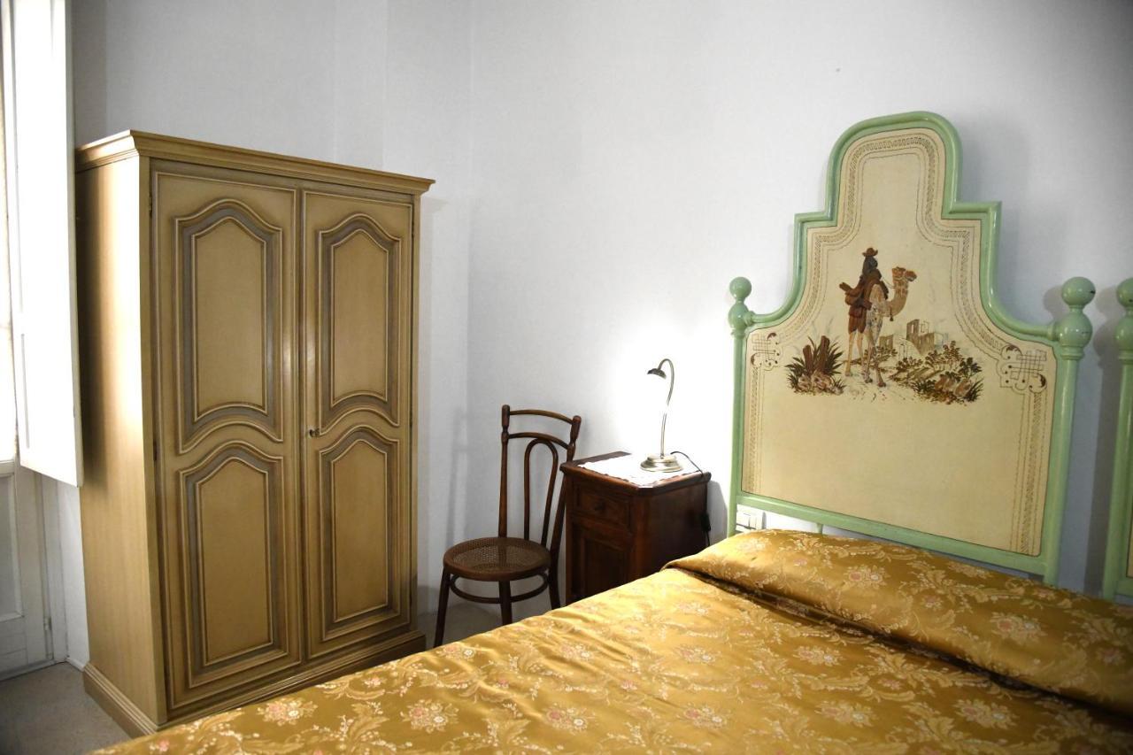 Domo Peonia Bianca Hotel Nuoro megye Kültér fotó