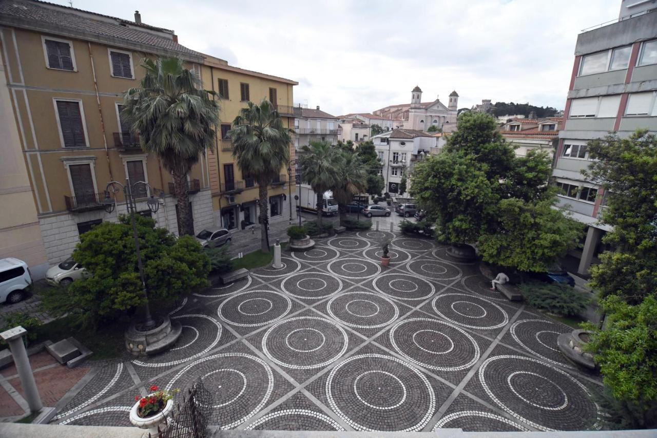 Domo Peonia Bianca Hotel Nuoro megye Kültér fotó